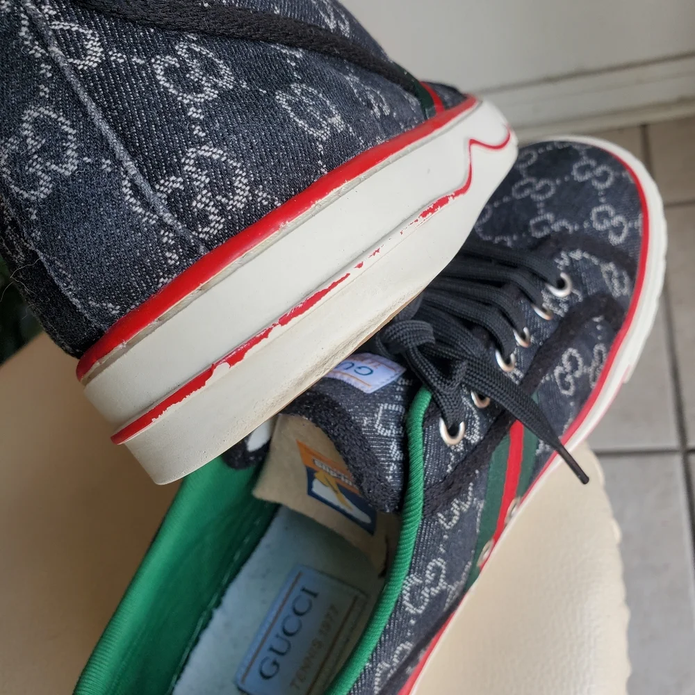 Gucci  Gray Sneakers with Red and Green Accents